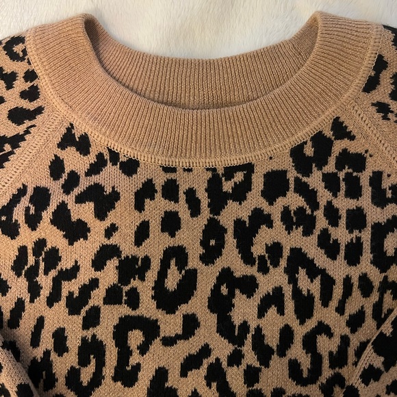 JCREW Boyfriend Crewneck Sweater in Leopard - Picture 5 of 6